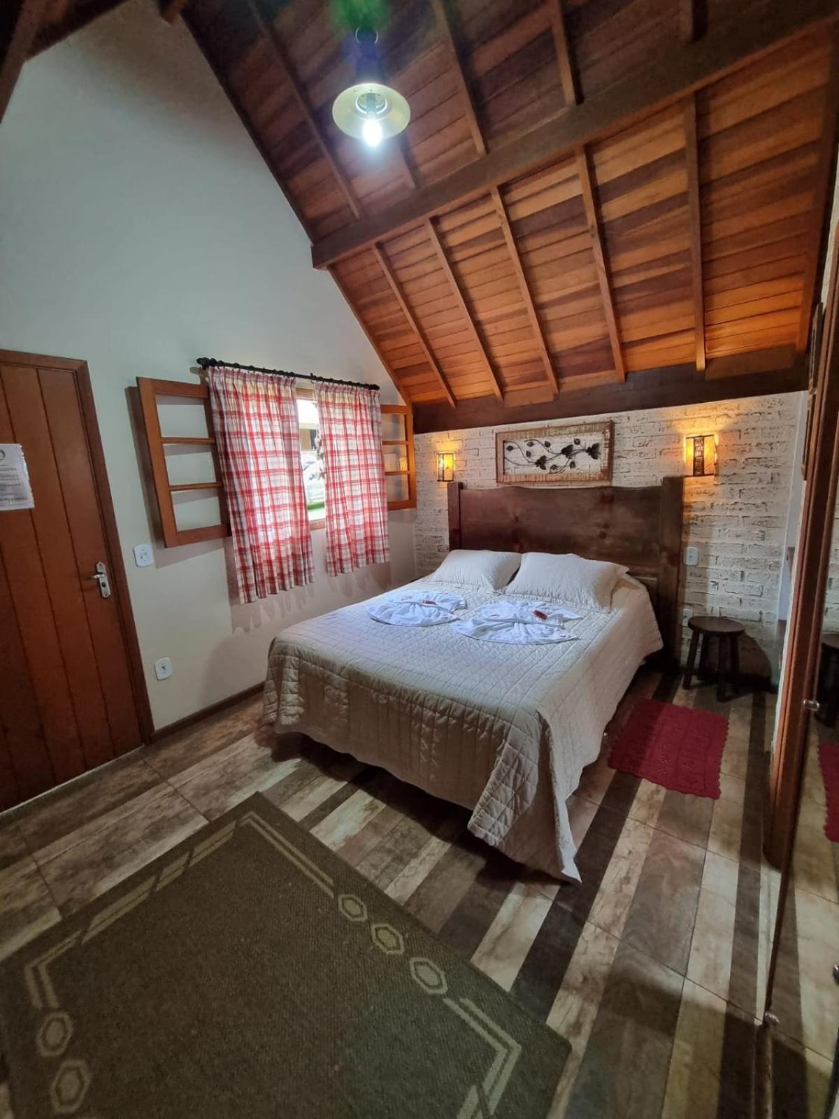 Pousada Vilas Di Espanha Monte Verde Extérieur photo